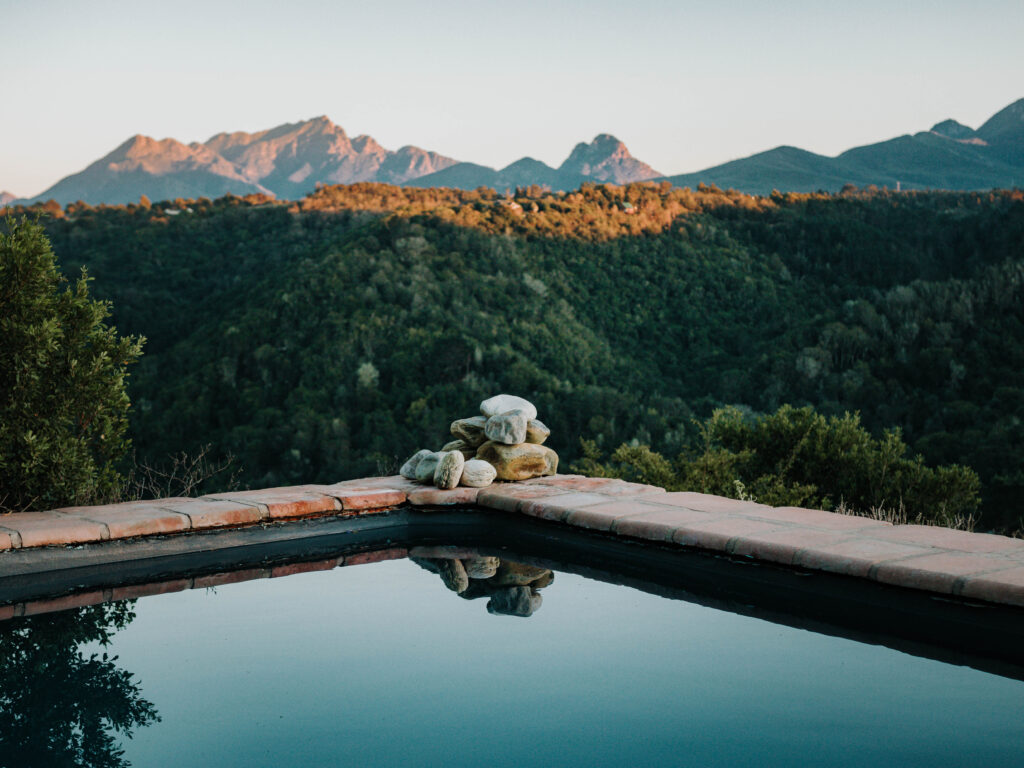 nima lodge pool
